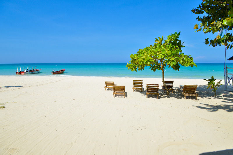Hidden Paradise Resort Hotel 内格里尔 外观 照片